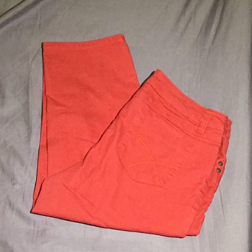 Capri Jeans